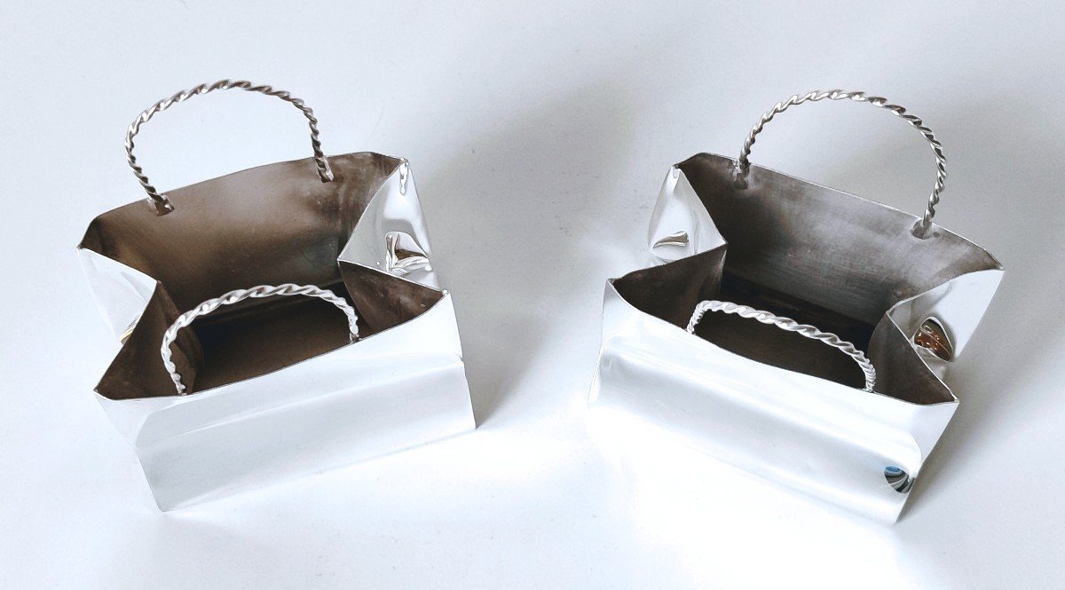 Une paire de sacs miniature en argent massif Cartier -photo-3