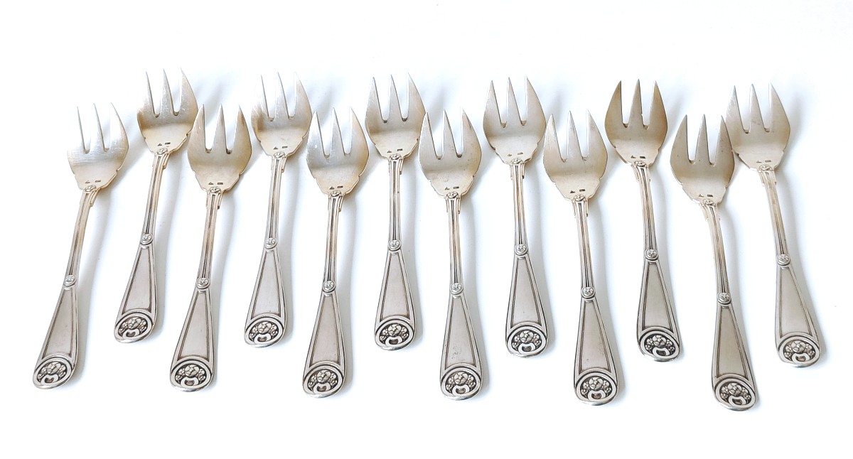 Twelve Solid Silver Oyster Forks -photo-3