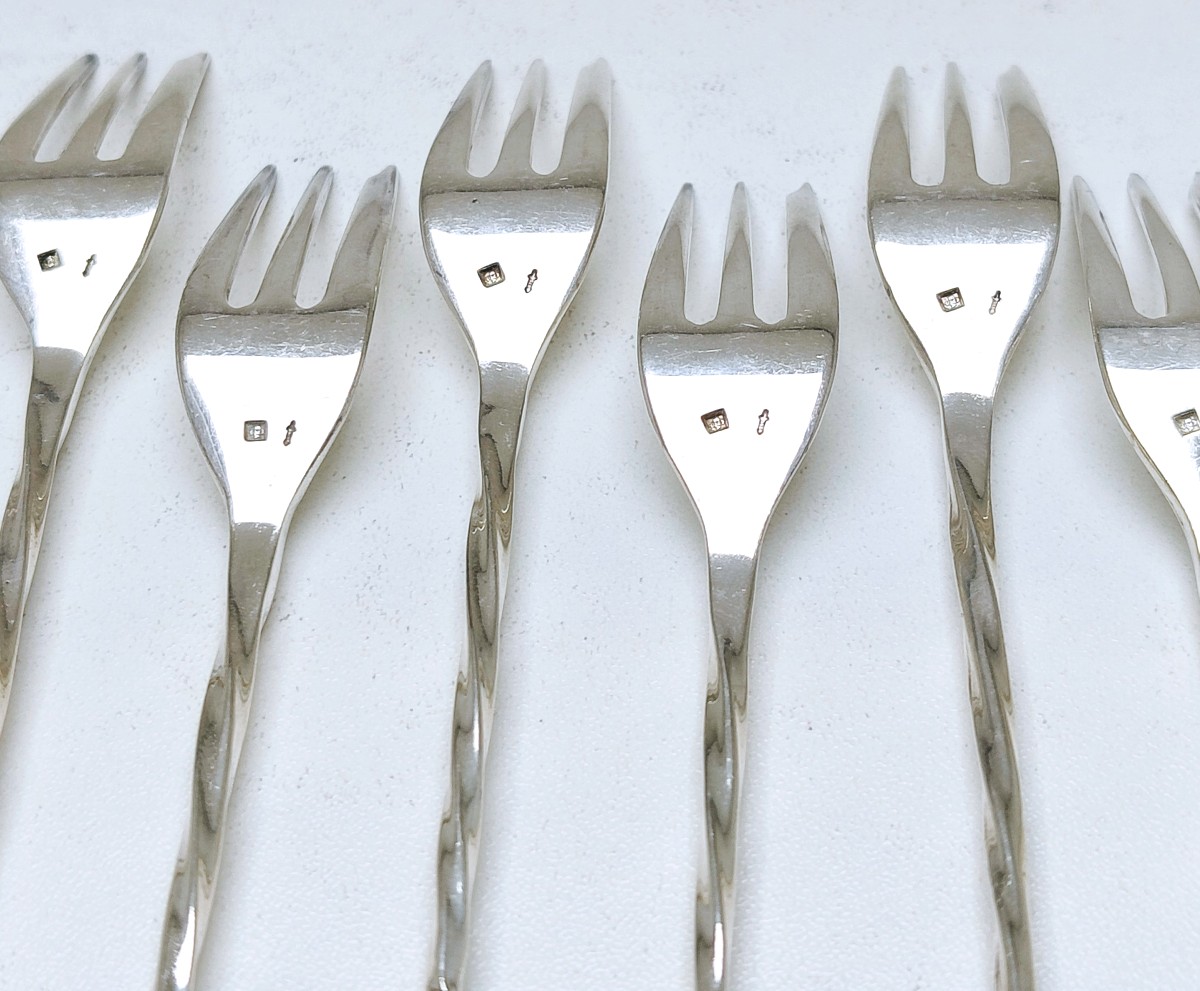 Twelve Sterling Silver Teaspoons And Twelve Cake Forks -photo-3
