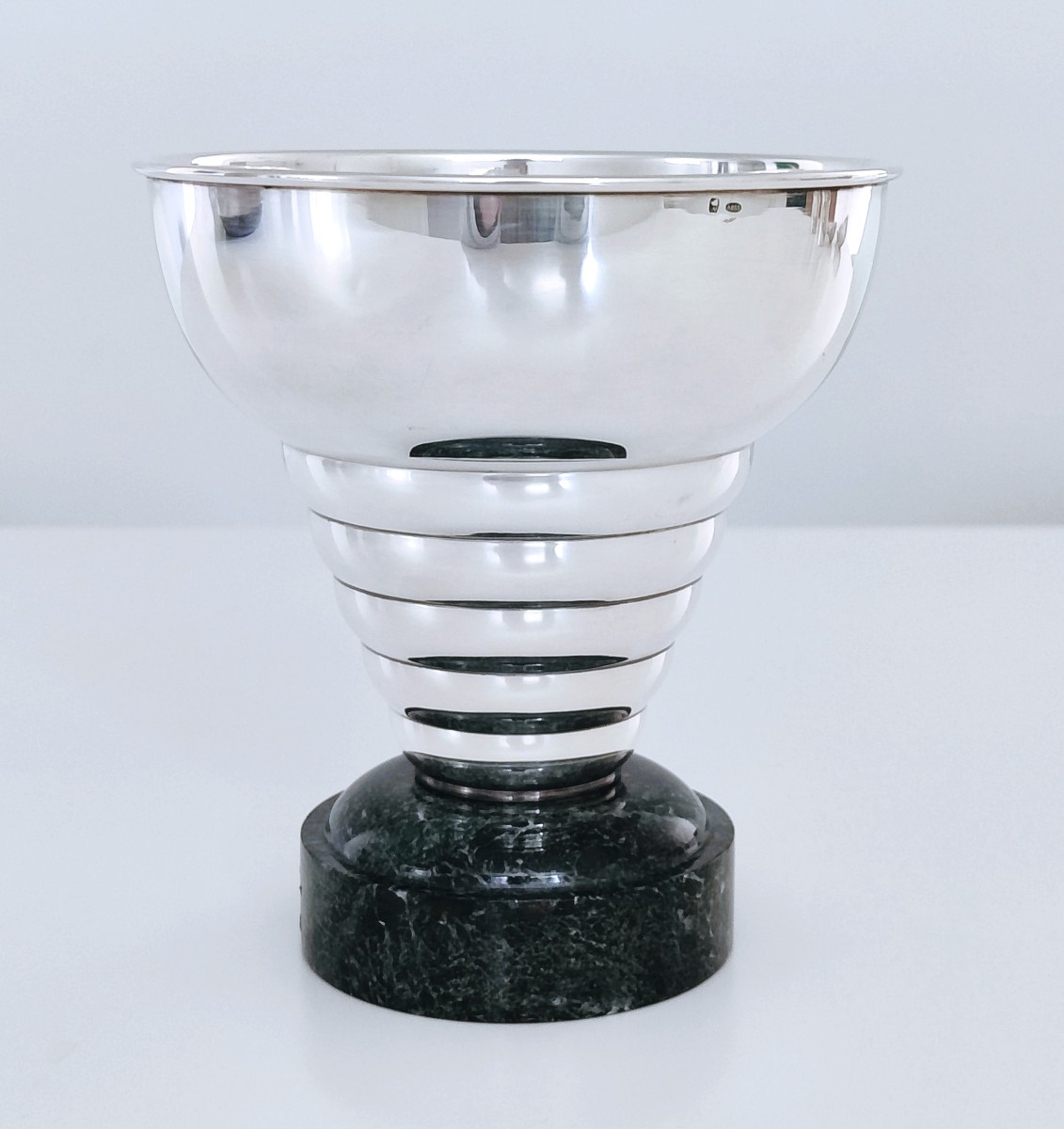 Art Deco Cup In Solid Silver 