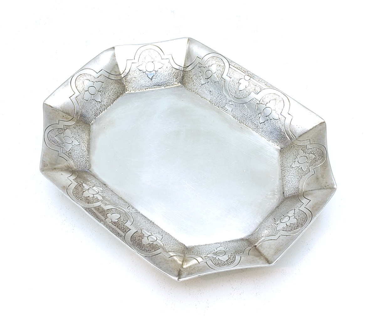 Drageoir en argent massif Ipres 1730-photo-1