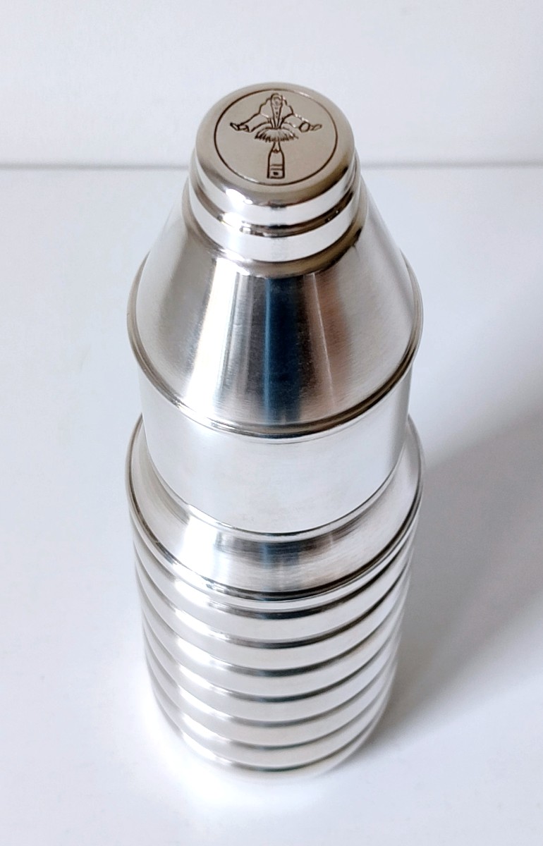 Shaker en argent massif en forme d'une bouteille de spa reine de 1971-photo-2