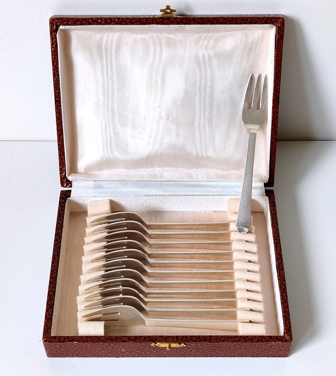 Douze fourchettes à gâteau en argent massif  Hans Hansen 