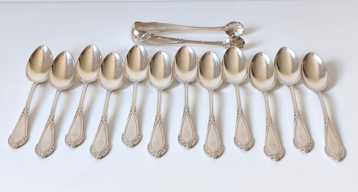 Douze cuillères à café avec la pince à sucre art nouveau en argent massif -photo-1