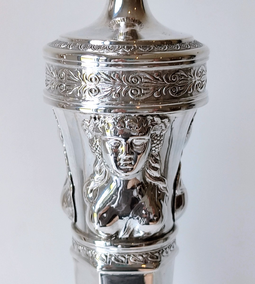 Une paire de bougeoirs empire en argent massif Liège -photo-2