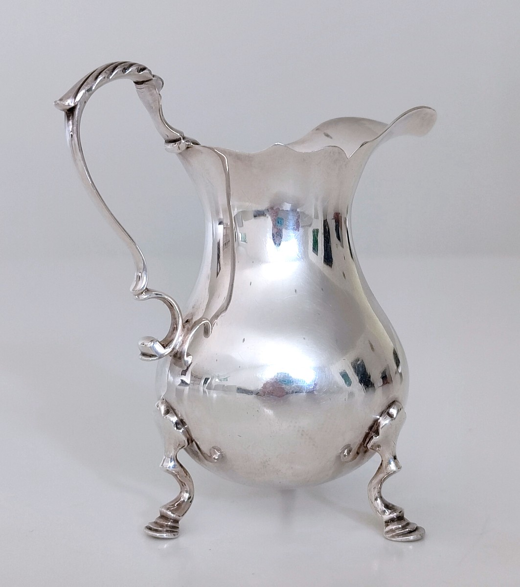 18th Century Solid Silver Milk Jug -photo-2