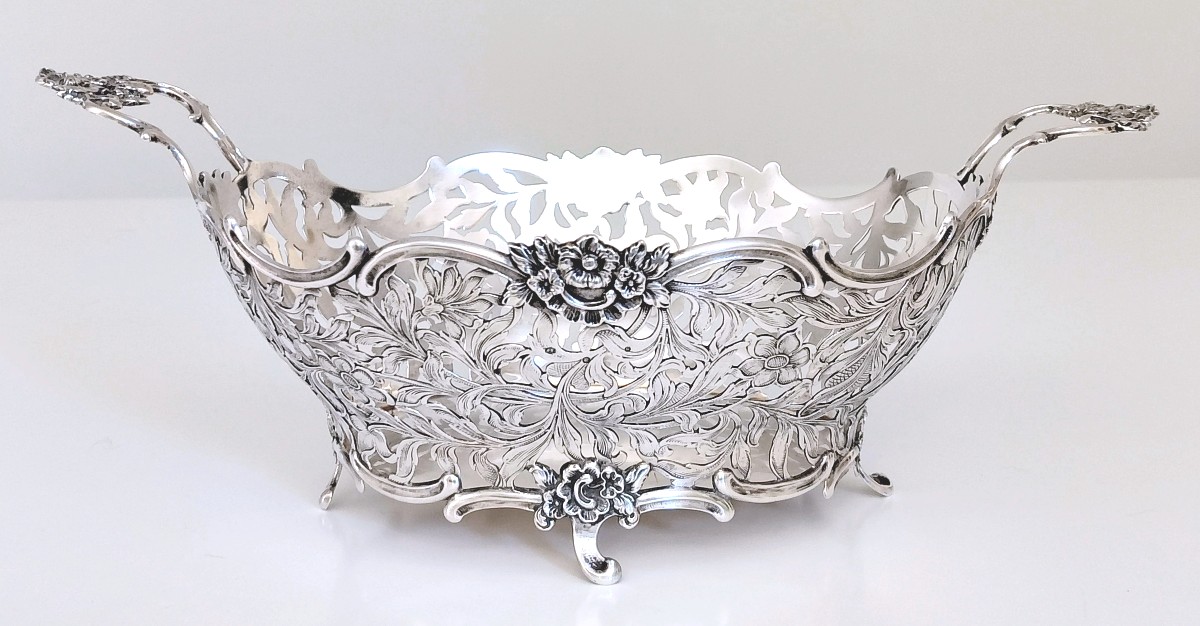 Corbeille ajourée en argent massif 