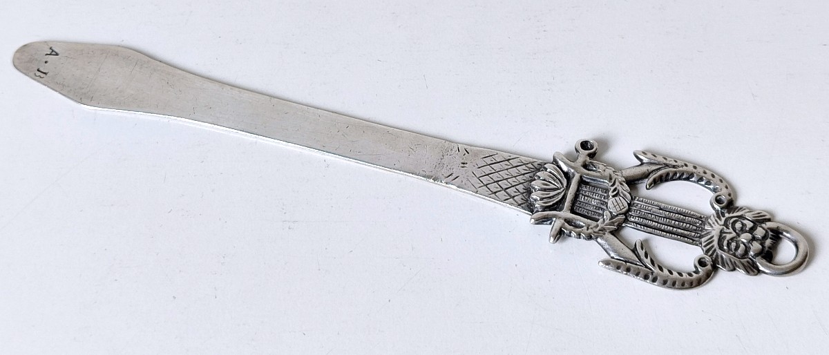 Ouvre lettre en argent massif 18ème 