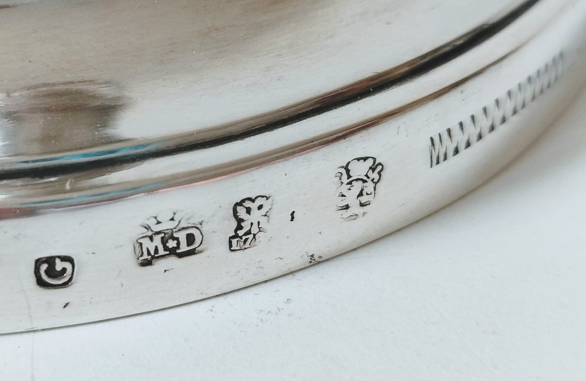 Une paire de bougeoirs en argent massif Liège 18ème siècle -photo-7