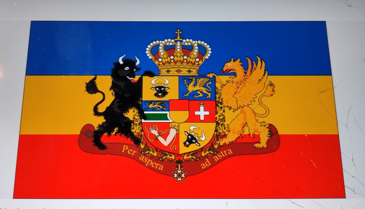 Six assiettes en argent massif avec les armoiries du Grand-Duché Mecklenbourg-Schwerin -photo-4