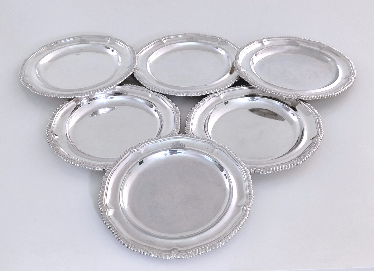Six assiettes en argent massif avec les armoiries du Grand-Duché Mecklenbourg-Schwerin 