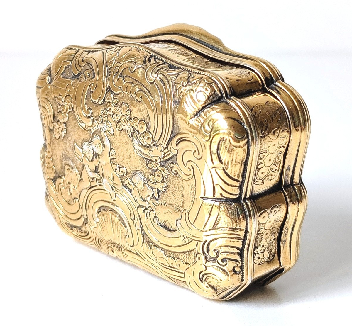 Boîte à priser en argent massif vermeil Paris 1730-photo-2