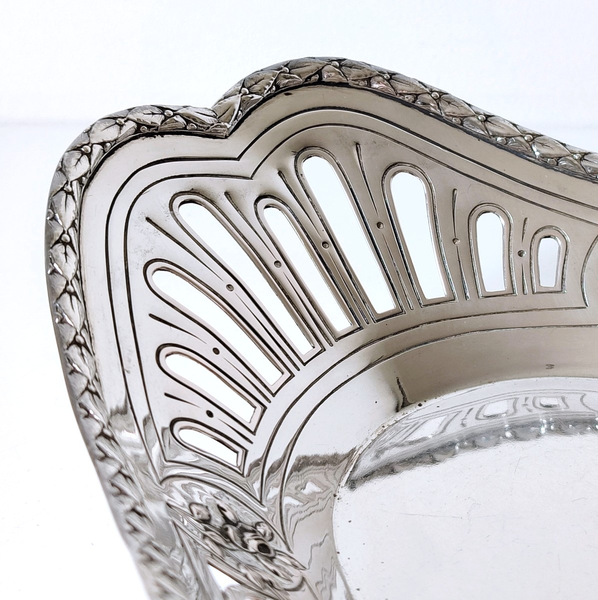 Openwork Basket In Sterling Silver-photo-5
