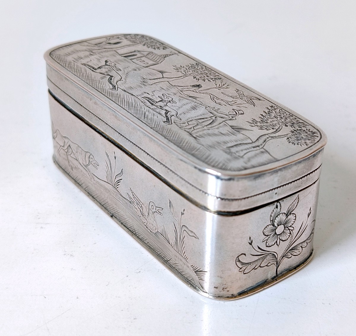 Solid Silver 18 Century Snuffbox -photo-2