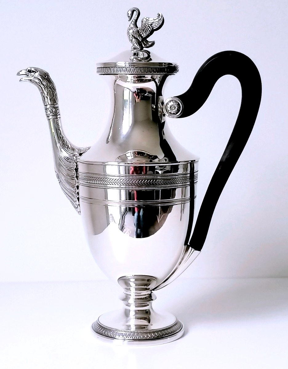 Cafetière de style empire en argent massif 