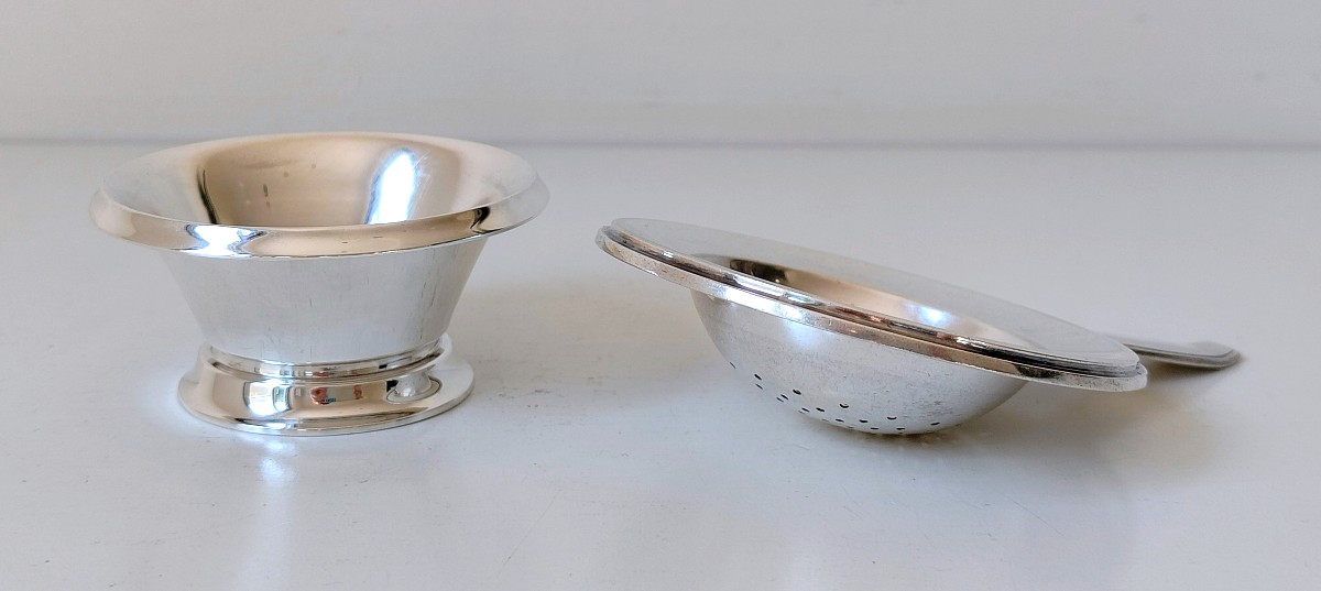Wolfers Solid Silver Art Deco Tea Strainer, Jade Model-photo-1