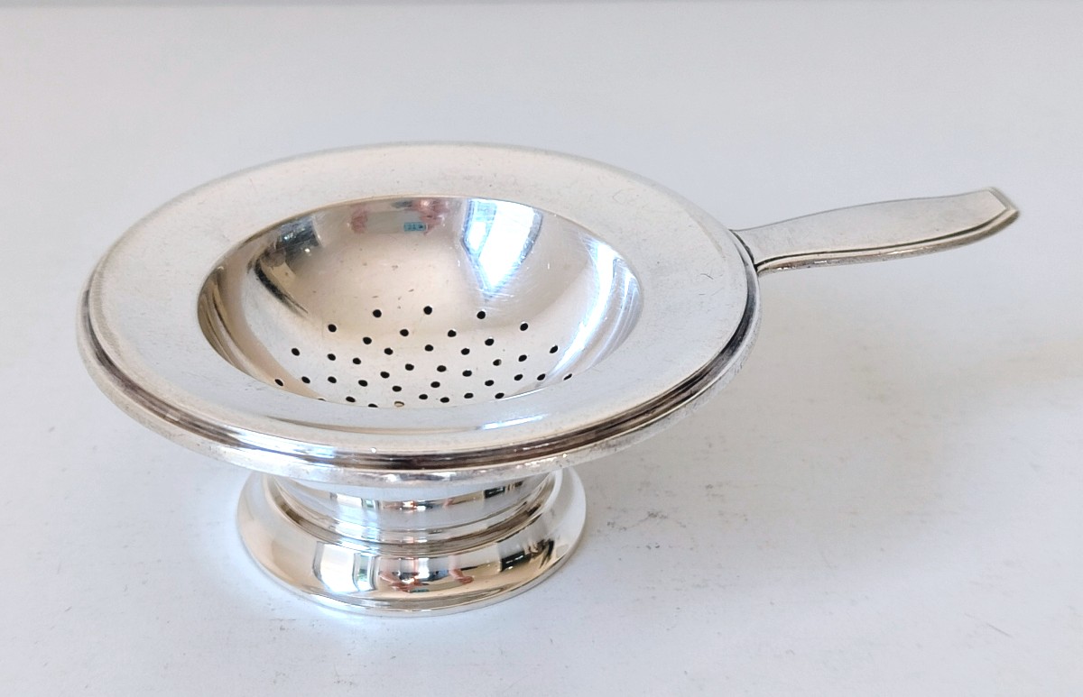 Wolfers Solid Silver Art Deco Tea Strainer, Jade Model