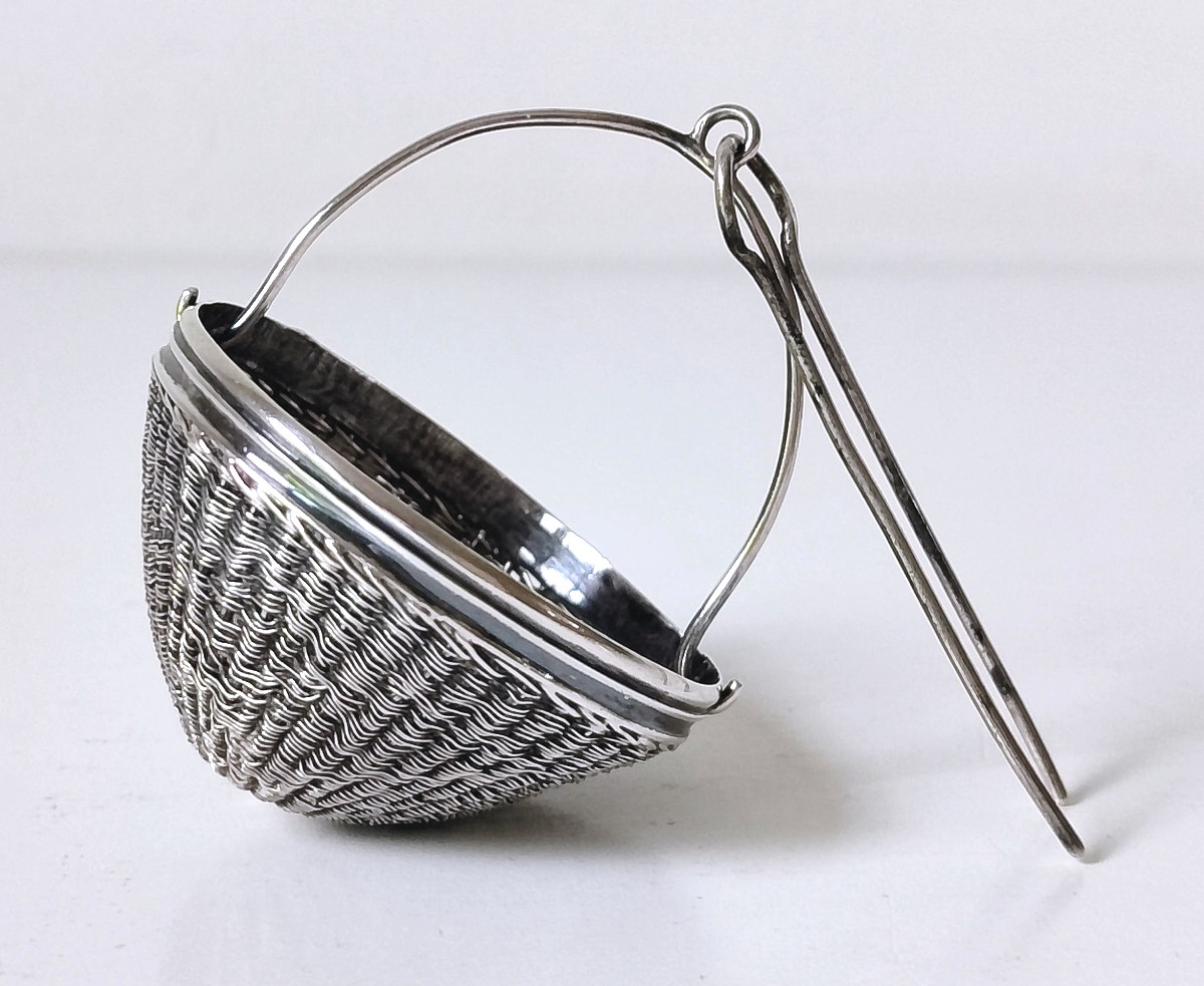 Four Empire Tea Strainers In Sterling Silver-photo-2