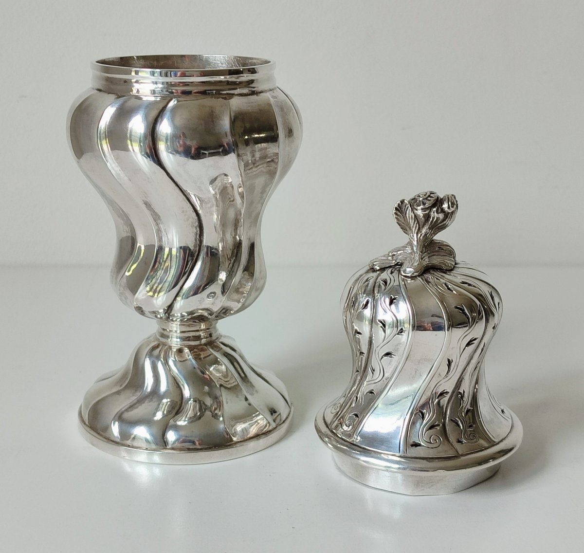 Solid Silver Sugar Shaker, Liège, 1776, Antoine-sébastien Houtain -photo-3