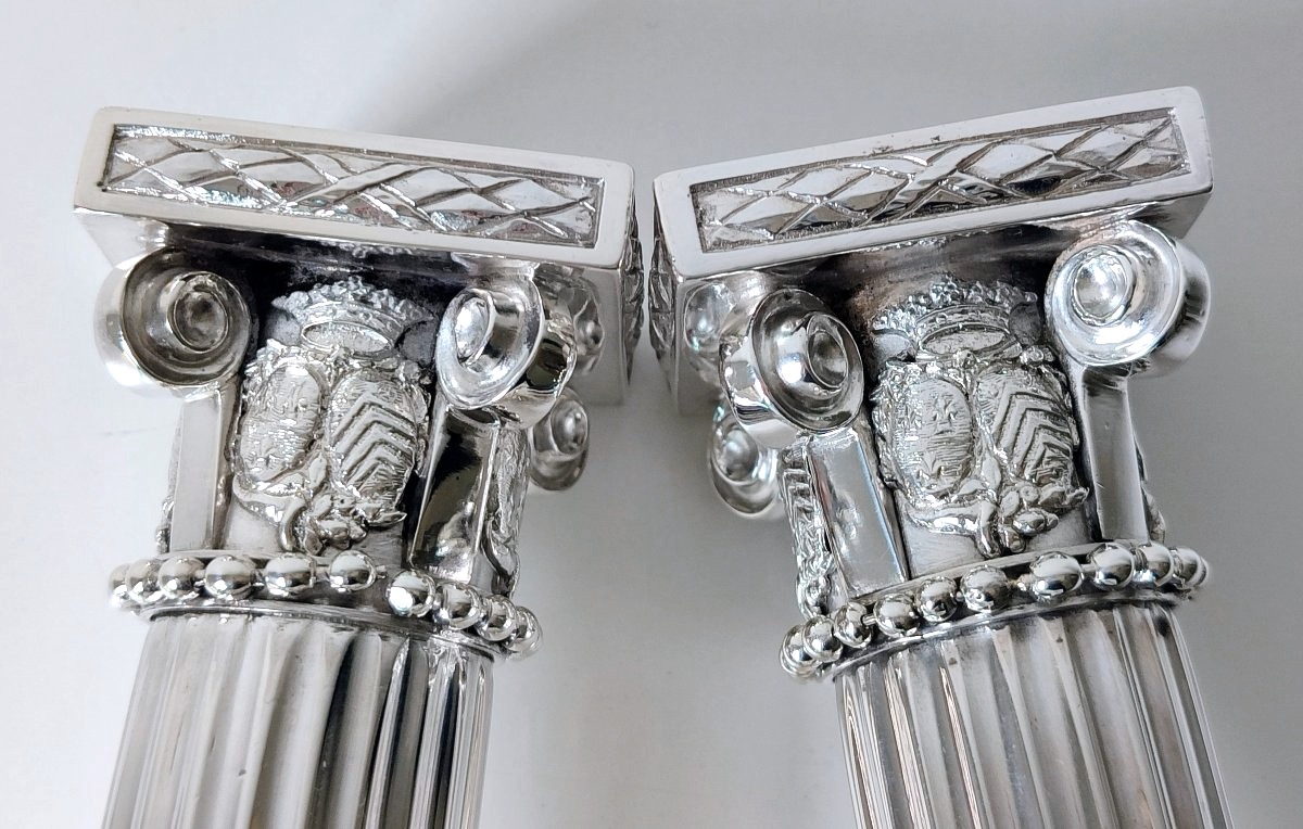 A Pair Of Solid Silver Candlesticks With Coat-of-arms , Brussels, 1788-photo-2