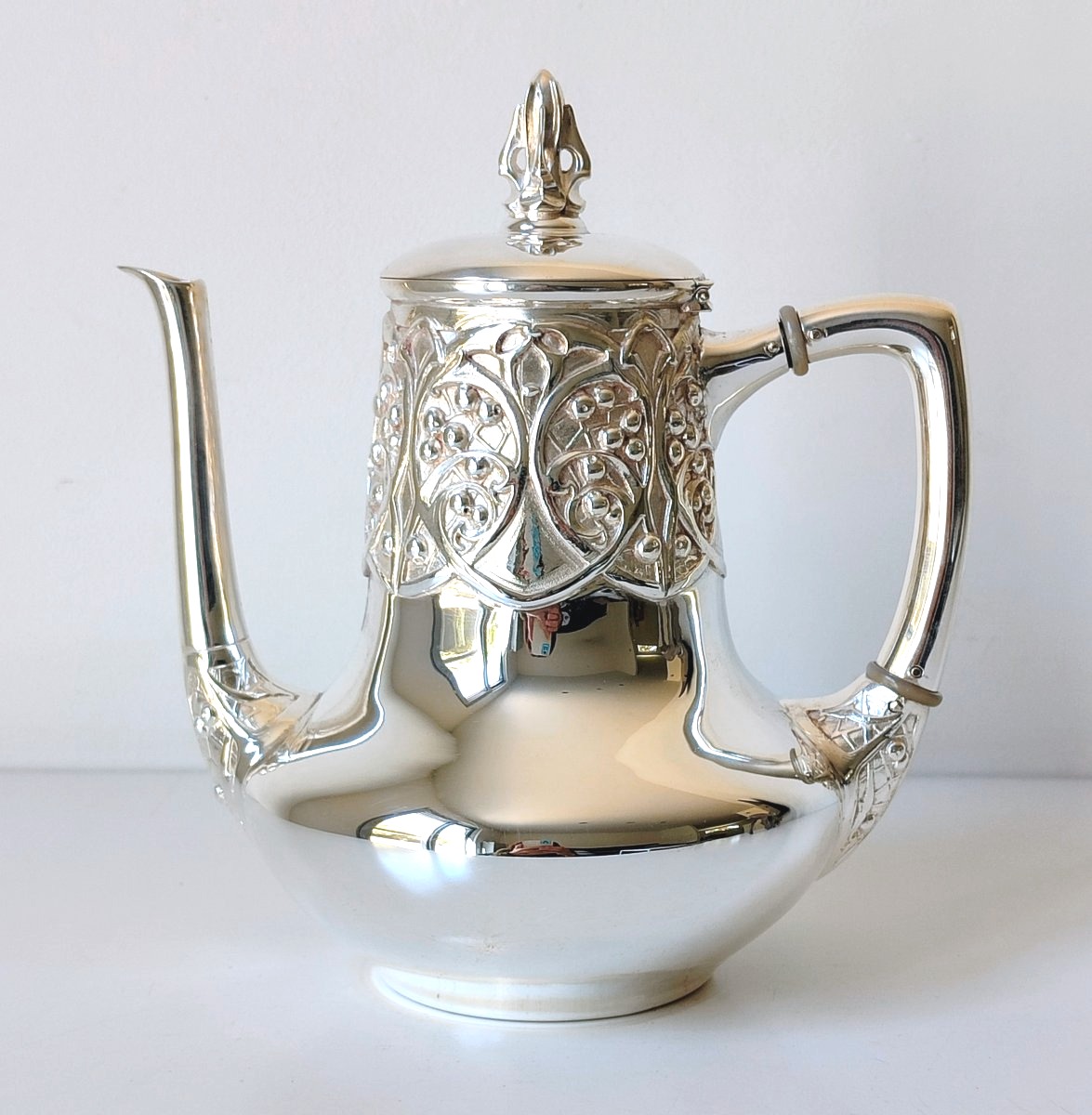 Philippe Wolfers Art Nouveau Teapot Made Of Solid Silver 