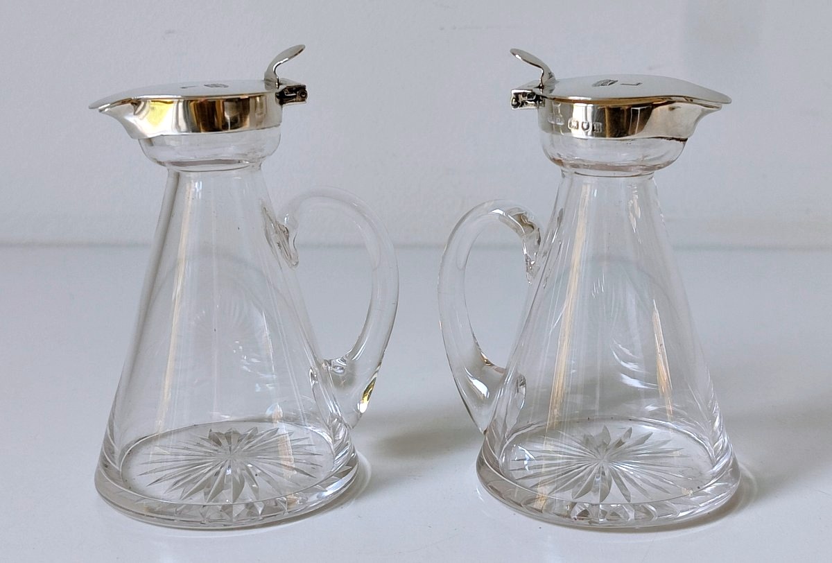 Une paire de petites carafes à whisky (whisky noggins ) en cristal et argent massif armoriés-photo-1