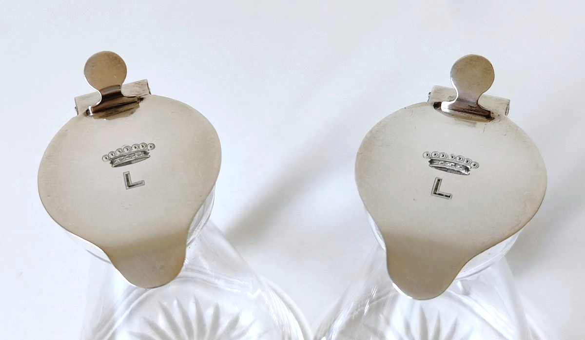 Une paire de petites carafes à whisky (whisky noggins ) en cristal et argent massif armoriés-photo-5