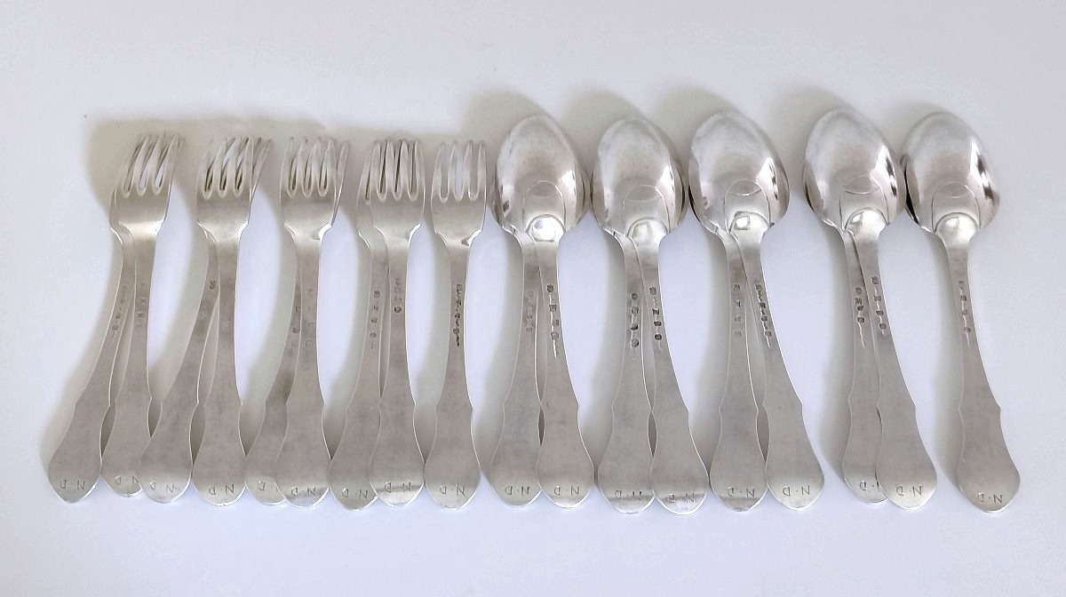 Neuf fourchettes et neuf cuillères de table en argent massif Mons 1785-photo-3