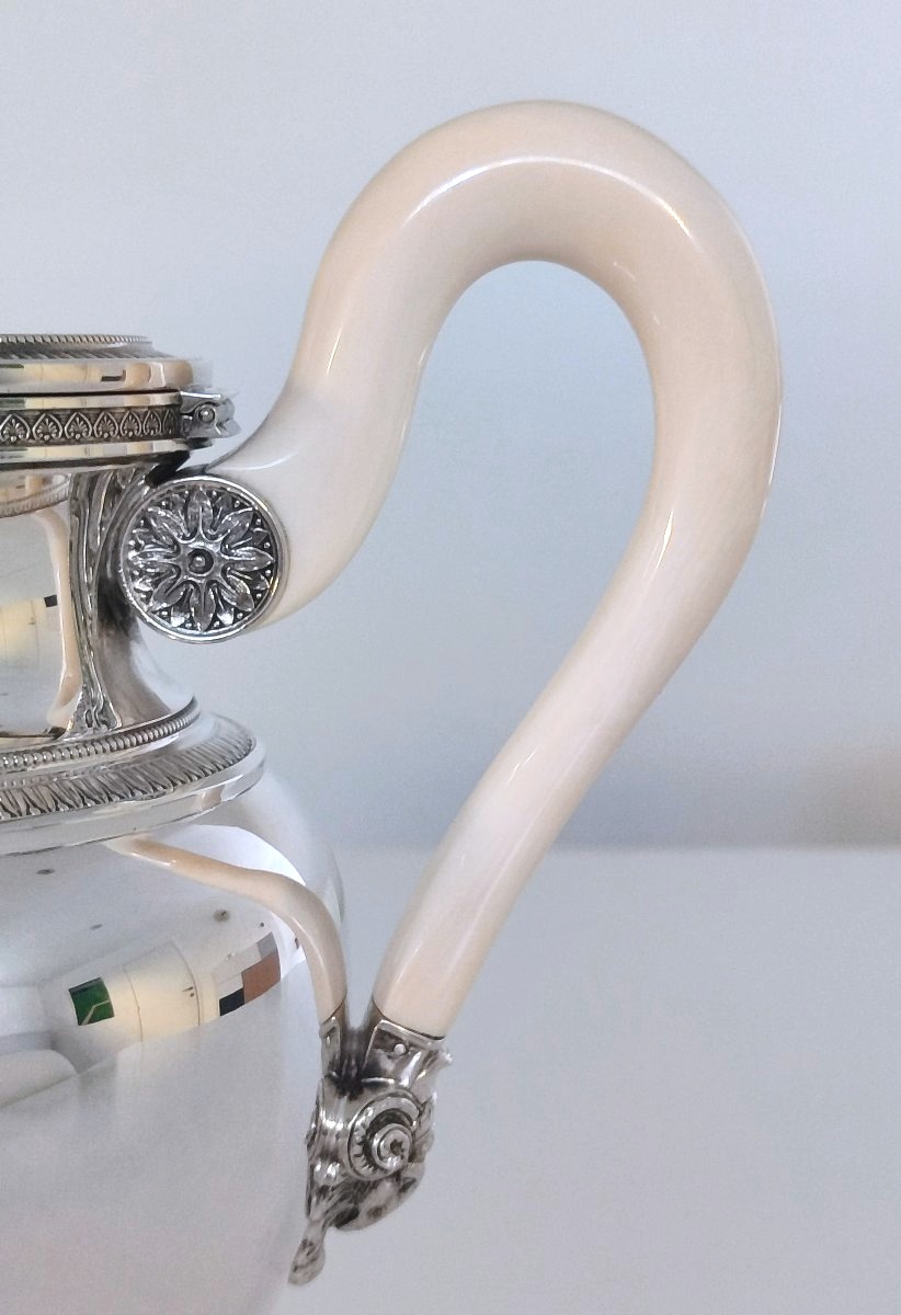 Empire-style Coffee Pot In Solid Silver -photo-2