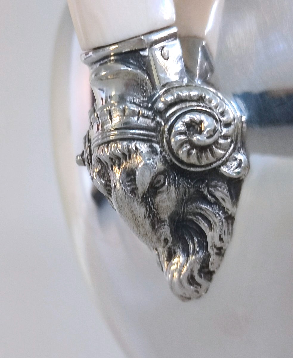 Empire-style Coffee Pot In Solid Silver -photo-1