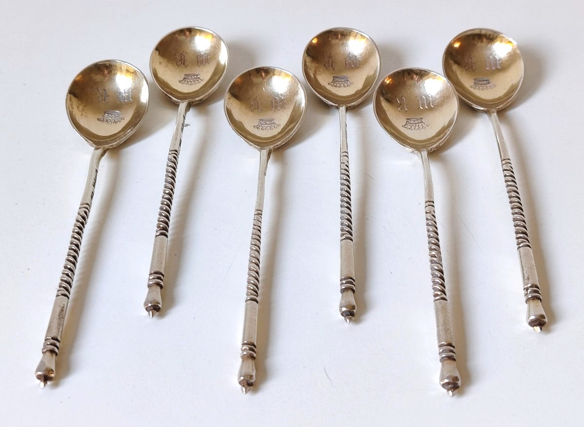 Six cuillères en argent massif armoriés Russie 
