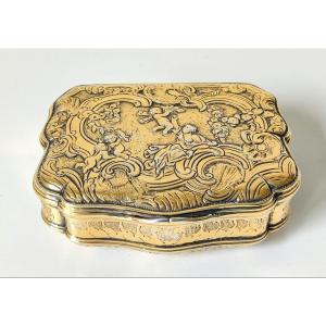 Boîte à priser en argent massif Paris 1730