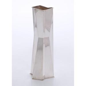 Vase moderniste en argent massif Tapio Wirkkala modèle TW 6-4