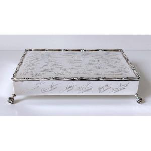 Boîte en argent massif 