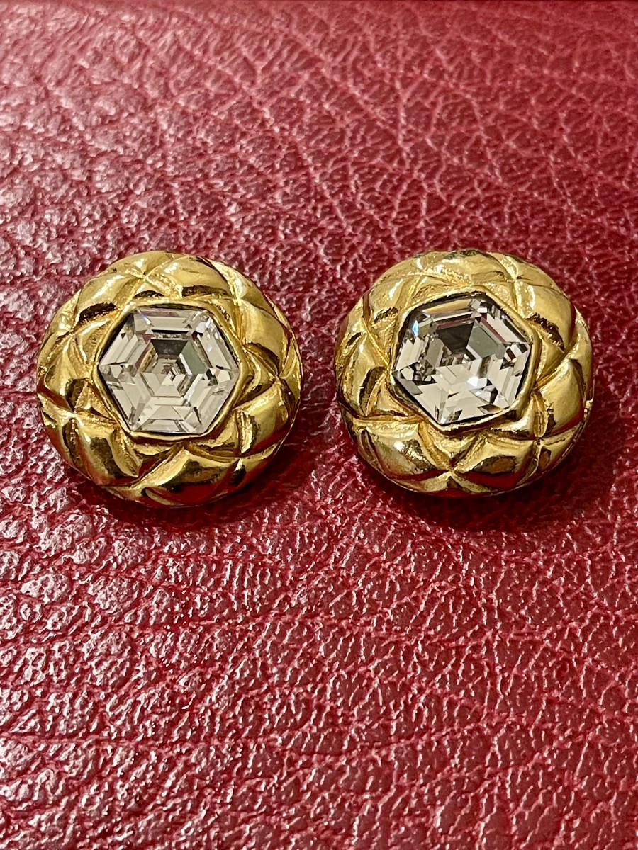Boucles d'oreille / Clips  Vintage Chanel  - Année 1990-photo-3