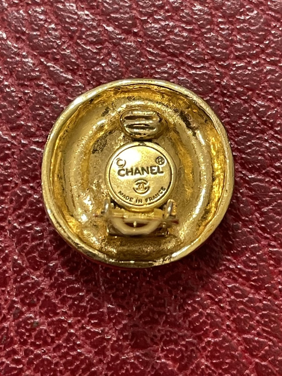 Boucles d'oreille / Clips  Vintage Chanel  - Année 1990-photo-4