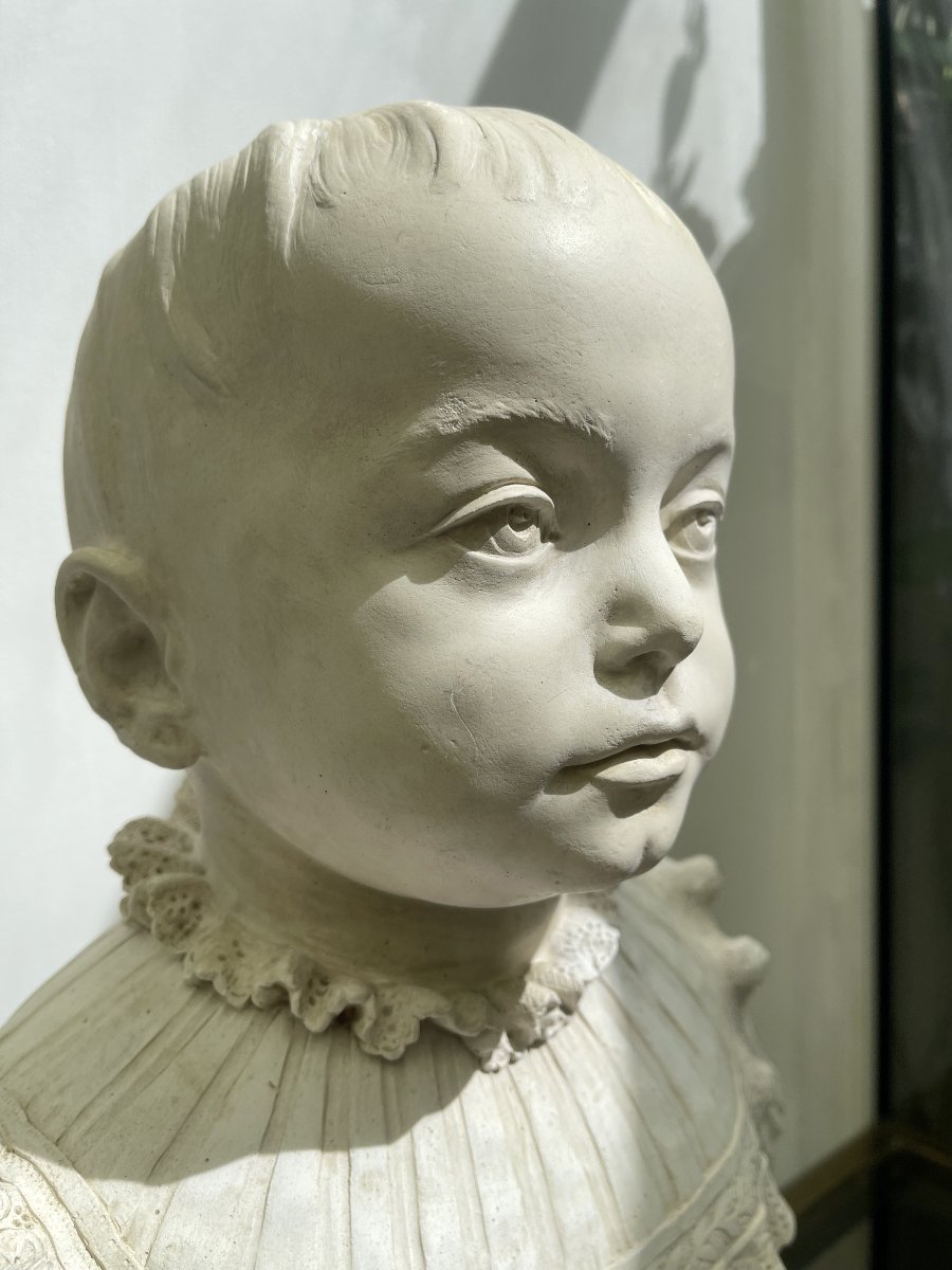A Plaster Bust Depicting A Young Child From The 19th Century-photo-3