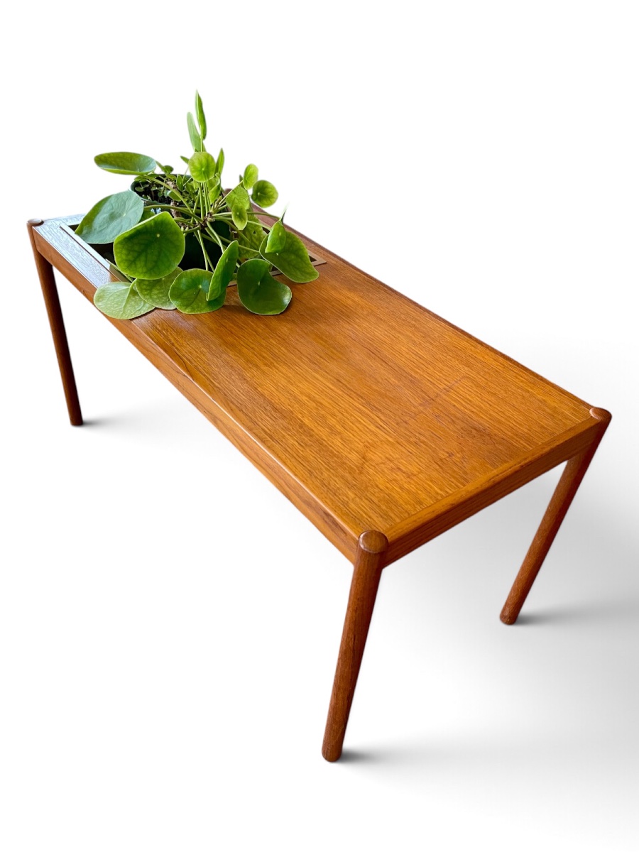 Scandinavian Teak Coffee Table With Built-in Planter, Sweden, 1970s-photo-3