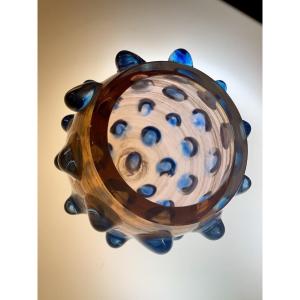 Vase rond polychrome en verre estampillé créé par le designer Yves Braun - France - 2001