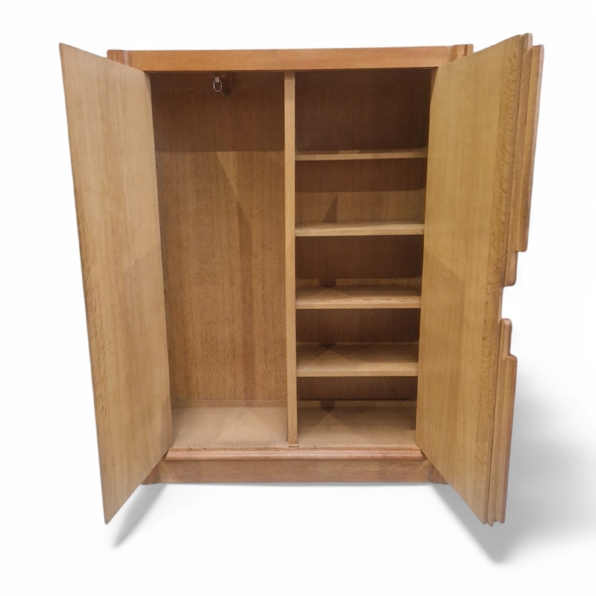 Guillerme And Chambron Light Oak Wardrobe-photo-3