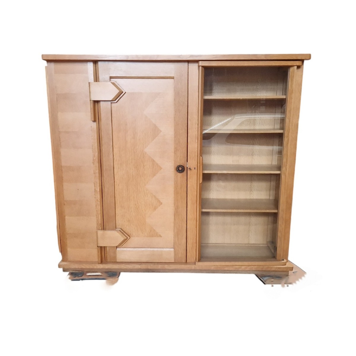 Guillerme And Chambron Golden Oak Wardrobe