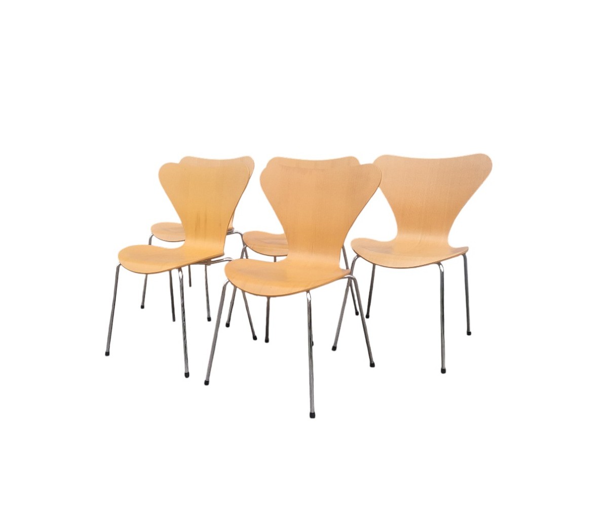 Suite de 5 chaises 3107, Arne Jacobsen-photo-3