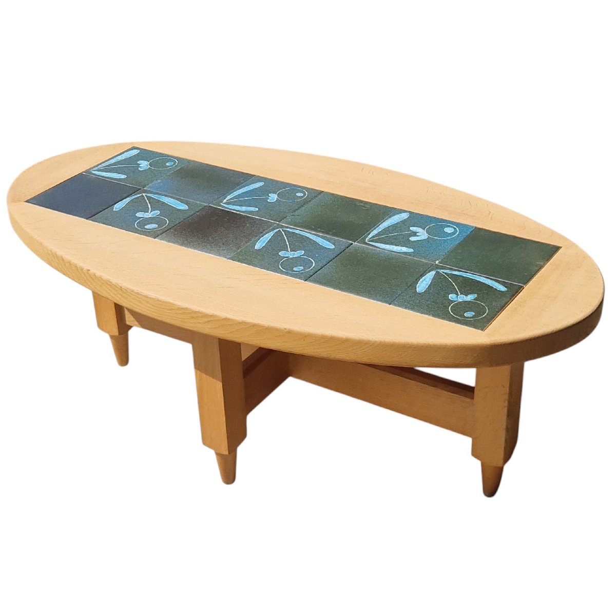 Table basse Carnavalet en chêne blond , Guillerme et Chambron