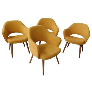 Ensemble de 4 fauteuils "conference", Eero Saarinen