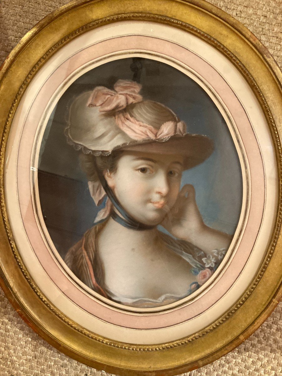 Portrait De Jeune Femme Au Chapeau - Suiveur De Francois Boucher - Epoque XVIIIe - Pastel-photo-2