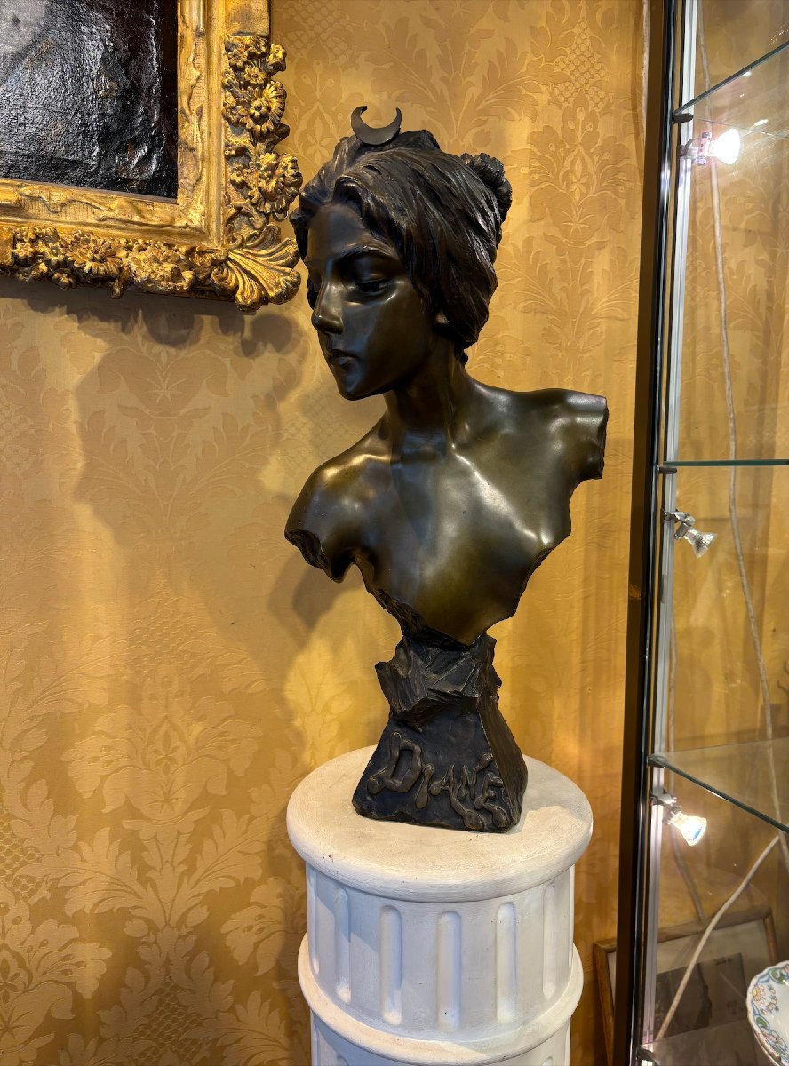 Emmanuel Villanis (1858-1914) "bust Of Diana The Huntress"-photo-2