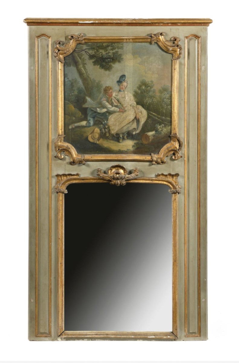 Trumeau en bois moulur&eacute;, sculpt&eacute;, dor&eacute;, laqu&eacute;, &agrave; d&eacute;cor de coquilles et feuillages. Ep Louis XVI