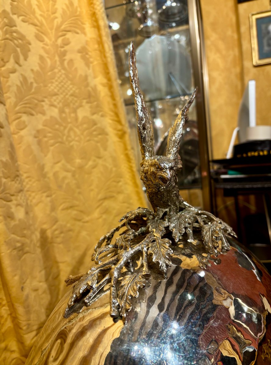 Franco Lapini - Grand plat ovale à cloche en métal argenté figurant un rapace aux ailes déployé-photo-4