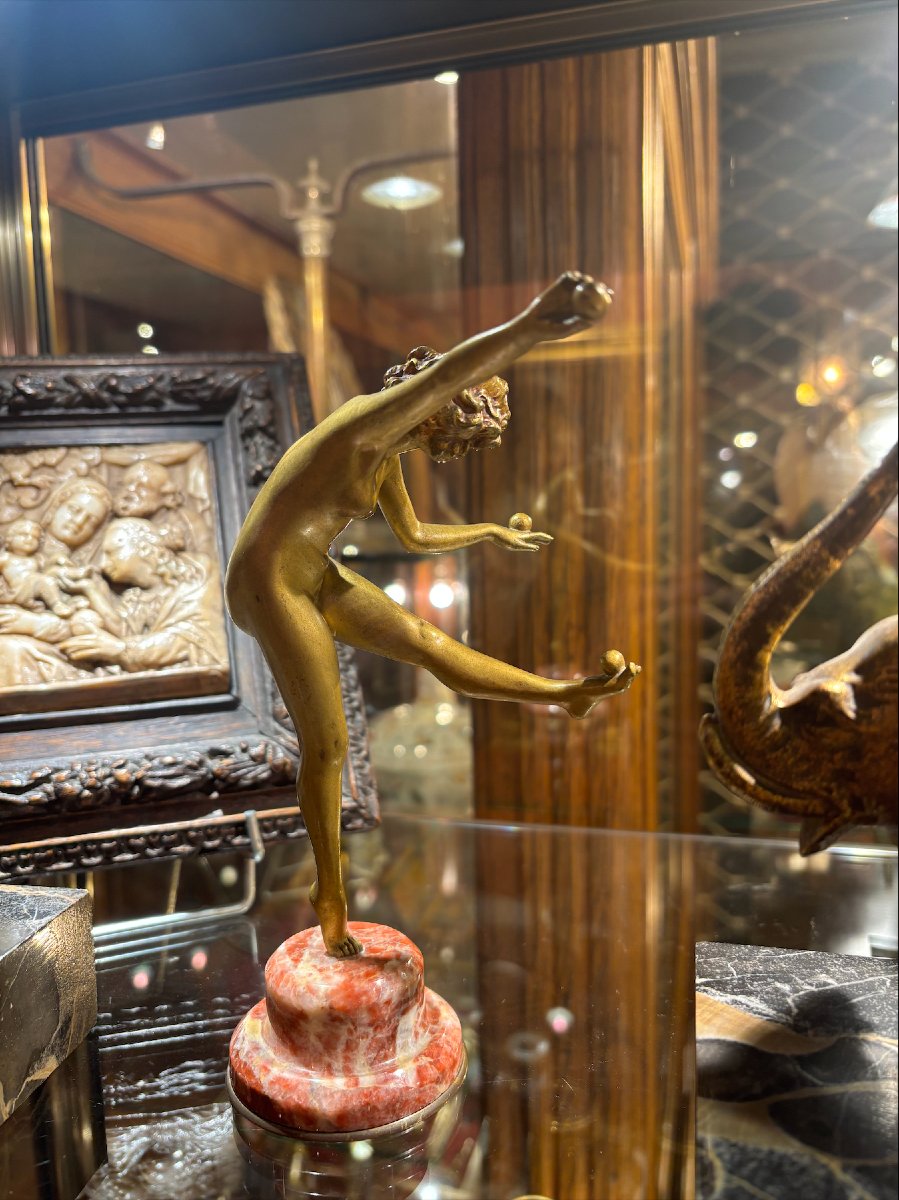 Claire Colinet (1880-1950) "La Jongleuse Nue", bronze doré, Art déco.-photo-3