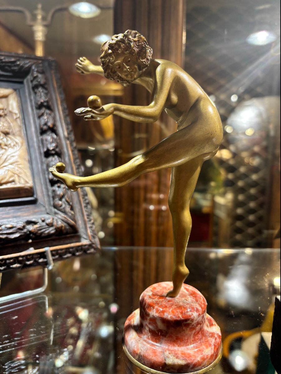 Claire Colinet (1880-1950) "La Jongleuse Nue", bronze doré, Art déco.-photo-3